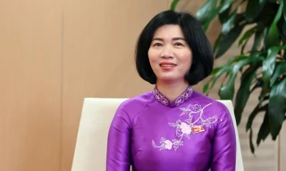 Bà Phùng Thị Hồng Hà tái đắc cử Chủ tịch HĐND TP Hà Nội 