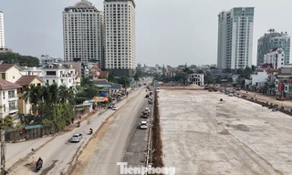 Tuyến đường rộng 90 m đi ra hồ Tây thành hình