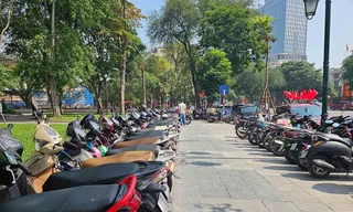 Bố trí bãi xe 800m2 gần hồ Gươm phục vụ người dân dịp Tết Nguyên đán