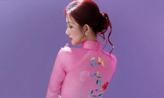 Đường đua áo dài sau Tết