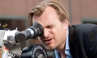 Nolan tự xô đổ kỷ lục 14 năm
