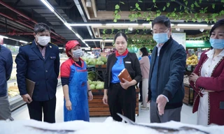 Hà Nội: Phát hiện nhiều sản phẩm tươi sống tại siêu thị không có hạn sử dụng