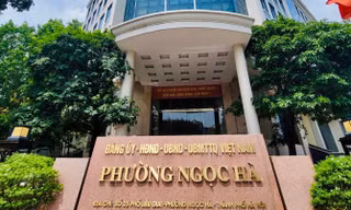 Cụ bà gần 100 tuổi phải đến phường làm thủ tục hành chính: Cán bộ chưa tinh tế khi giải thích