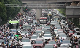 'Xanh hóa' 100% phương tiện công cộng ở Hà Nội, TPHCM vào năm 2030