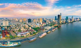 Tổ chức không gian phát triển đất nước thành 6 vùng kinh tế - xã hội