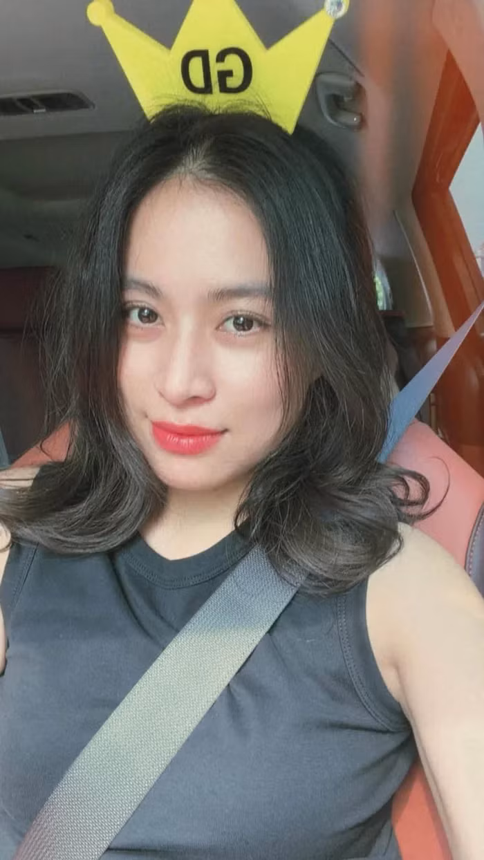 hoang-thuy-linh.png