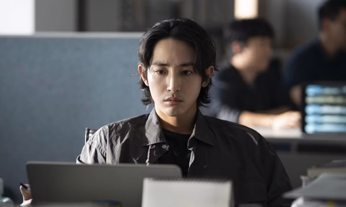 s-line-lee-soo-hyuk20250719235734.jpg