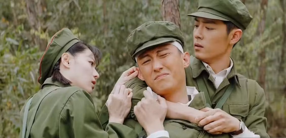phimvuongbaixuyentaclichsuphatsonggayphanno2-3776.png