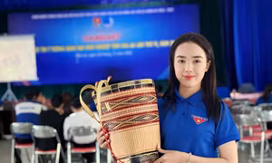 Đề cử Giải thưởng Gương mặt trẻ Việt Nam tiêu biểu năm 2025: Rơ Mah H Dịu