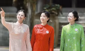 Thí sinh Hoa hậu Việt Nam 2026 diện áo dài trong thử thách của vòng Chung kết