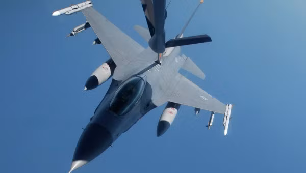 ‘Chim cắt’ F-16 Mỹ mất tích ngoài khơi Italia