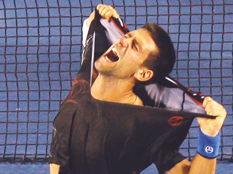 Djokovic đăng quang sau đại chiến marathon