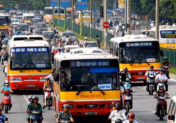 Hiểu đúng để phát triển VTHKCC bằng xe buýt