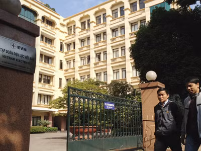 Tập đoàn Điện lực Việt Nam vừa được Chính phủ phê duyệt đề án tái cơ cấu giai đoạn 2012-2015 Ảnh: Xuân Phú