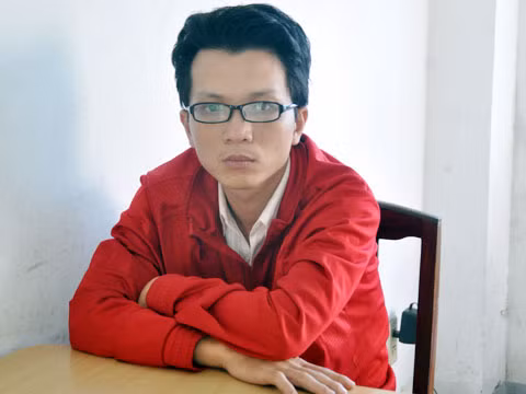 Kẻ cướp gương ôtô giữa Sài Gòn đầu thú