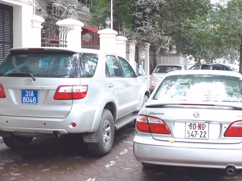 Xe ai vi phạm cũng cẩu