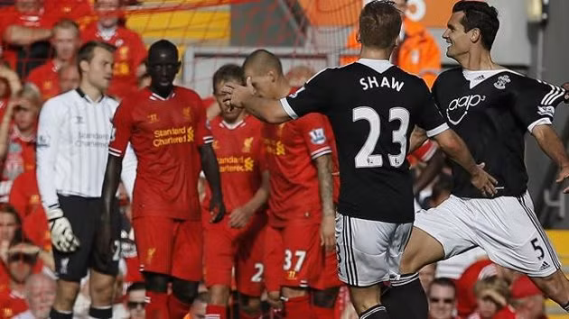 Liverpool thua sốc trên sân nhà Anfield