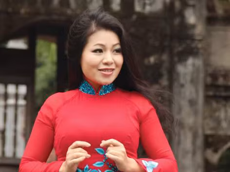 Anh Thơ sẽ hát nhạc sến