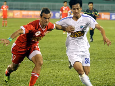 B. Bình Dương - chốn bình yên trong giông bão