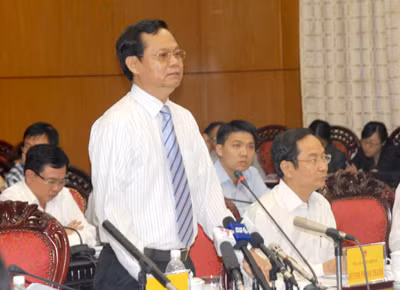 Phát hiện tham nhũng, chuyển ngay sang cơ quan điều tra