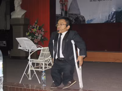 Giấc mơ từ thiện của 'chàng trai tí hon'