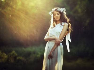 Thiếu nữ đẹp mê hồn giữa thiên nhiên