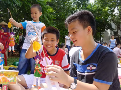 Vui cùng đồ chơi dân gian
