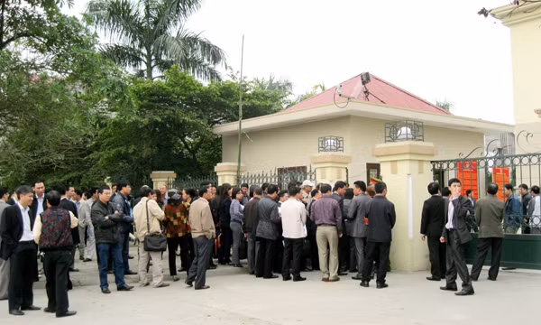 Sáng nay cựu Chủ tịch Vinashin hầu tòa