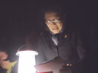 Thắp đèn khi tuyên án