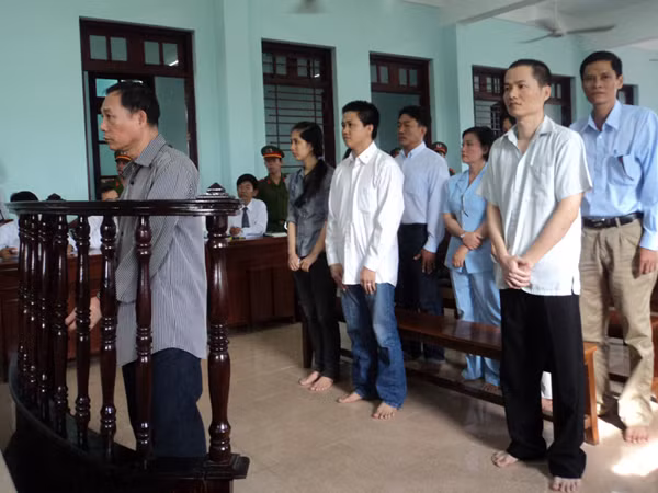 Buôn cô dâu lãnh án tù chung thân