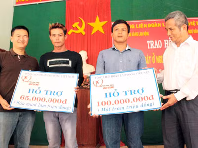 Hỗ trợ ngư dân bị tàu Trung Quốc khống chế, lấy tài sản