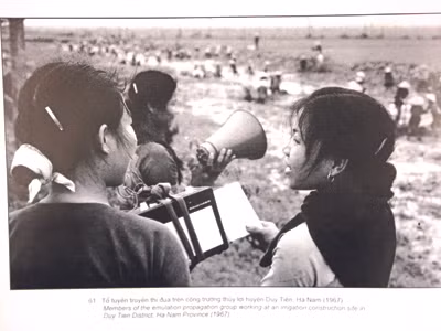 'Một thời sánh ngang' thời thơ ấu