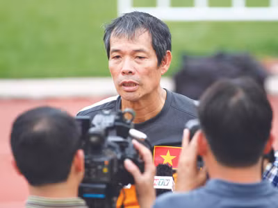 VFF không sa thải HLV Phan Thanh Hùng