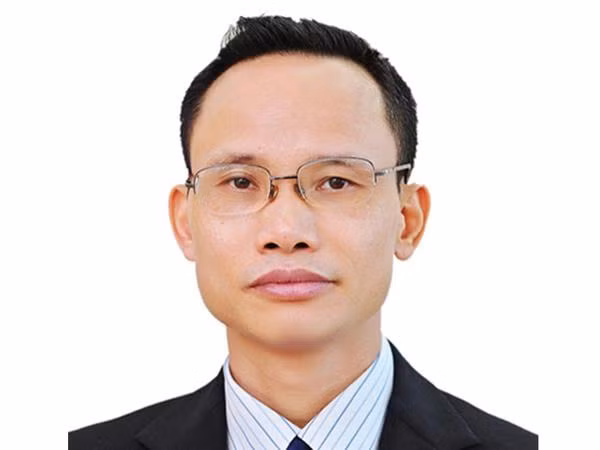 Kinh tế Việt Nam đang 'ấm lên từ đáy'