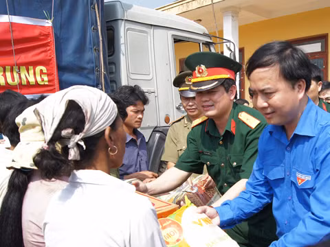 Về vùng lũ