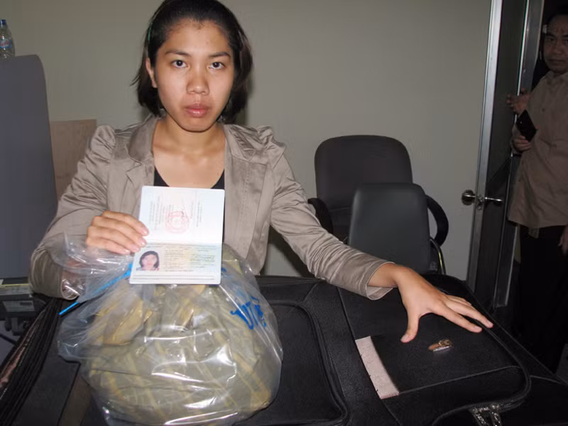 Vận chuyển 4 kg ma túy qua đường hàng không