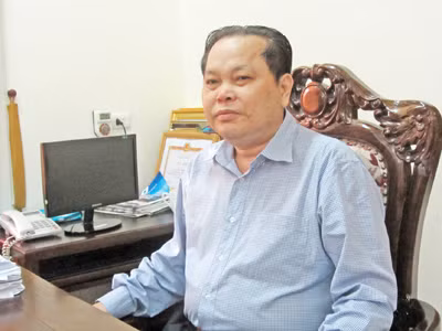 Vụ ém tiền trợ cấp của người điên: Phải cách chức chủ tịch xã!
