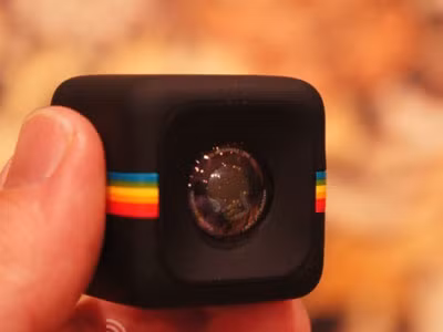 Polaroid C3 – Camera hình dáng độc đáo 'chào đời'