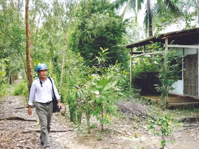 PV báo Tiền Phong tìm về làng quê các cô gái đẻ thuê