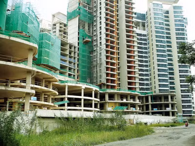 Dự án bất động sản: Làm hay không làm đều kẹt