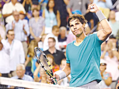 Nadal cho Federer 'hít khói'