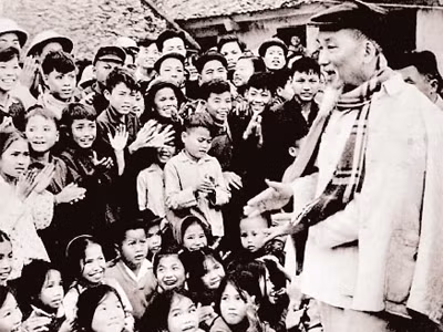 Chiếc thang tre Bác Hồ