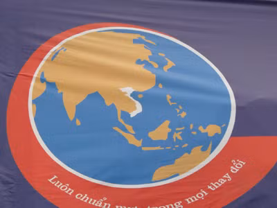 Thu hồi pano quảng cáo sơn Clima