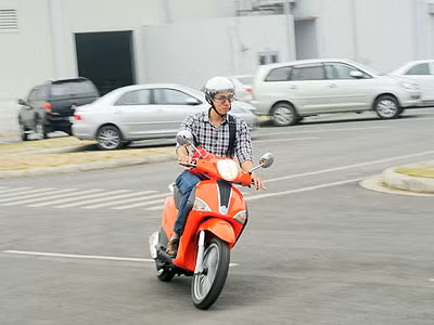 Piaggio Liberty 3V: Cần hơn thế