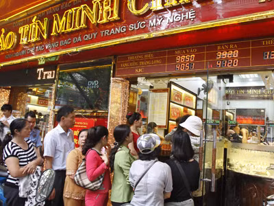 Đừng đổ hết tiền vào vàng