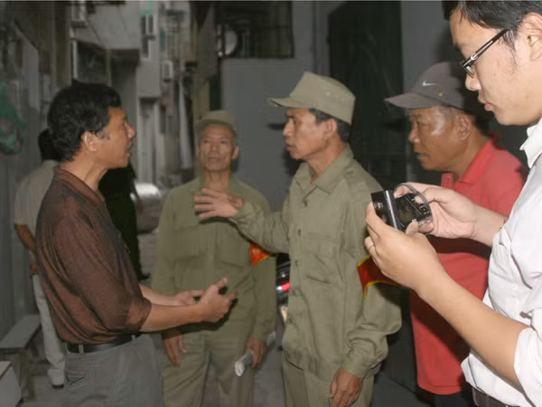 Trật tự phường không cho chủ về nhà