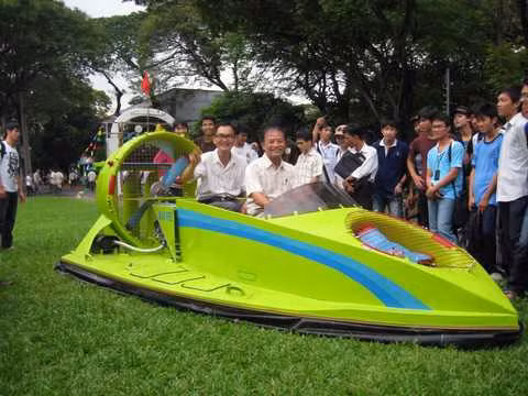 Thầy trò Bách khoa và con tàu đệm khí