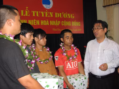 Lạc lối vì cha mẹ thiếu quan tâm