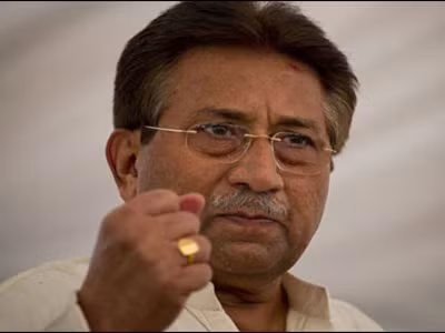 Pakistan: Cựu Tổng thống bị cáo buộc giết cựu Thủ tướng