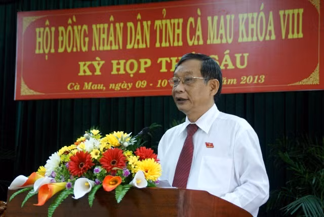 Chánh VP tỉnh Cà Mau: ‘Không hiểu sao có tín nhiệm thấp!’